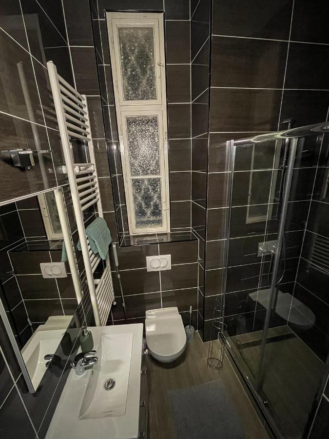 Luxury Riverside Panorama Apartment Budapest Luaran gambar