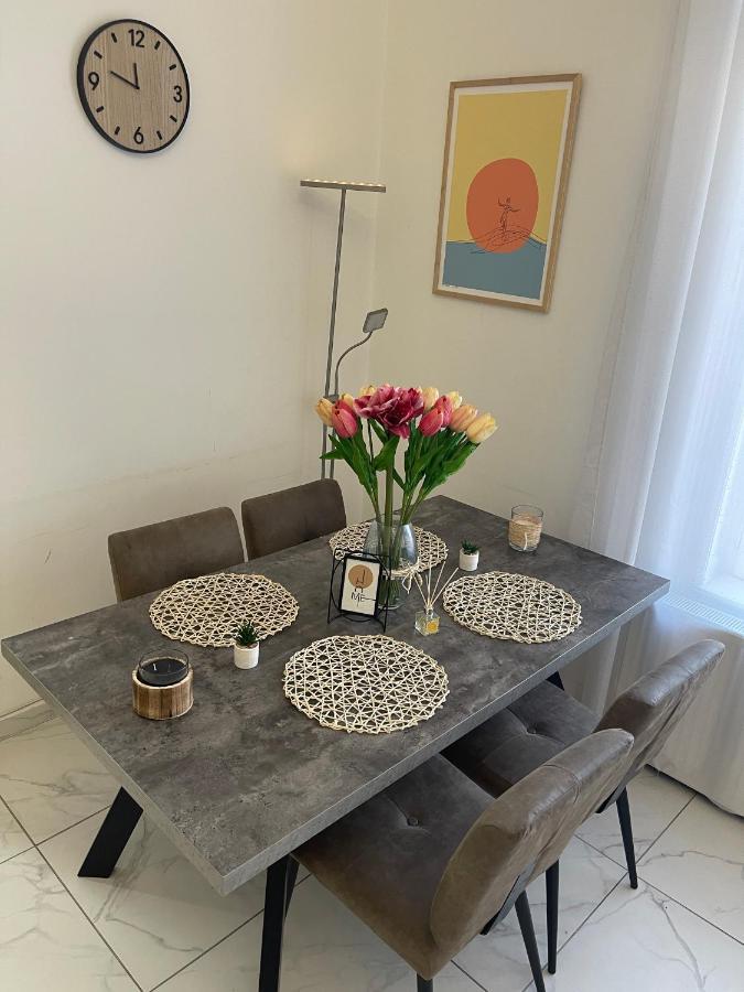 Luxury Riverside Panorama Apartment Budapest Luaran gambar