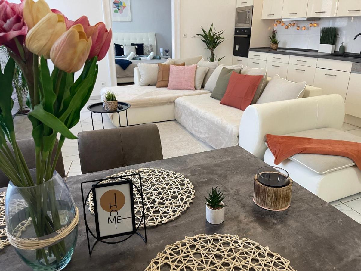 Luxury Riverside Panorama Apartment Budapest Luaran gambar