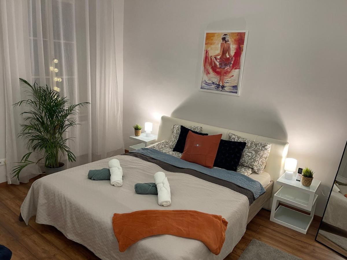 Luxury Riverside Panorama Apartment Budapest Luaran gambar